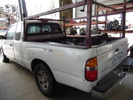 2002 Toyota Tacoma SR5 White Extended Cab 2.4L AT 2WD #Z24692